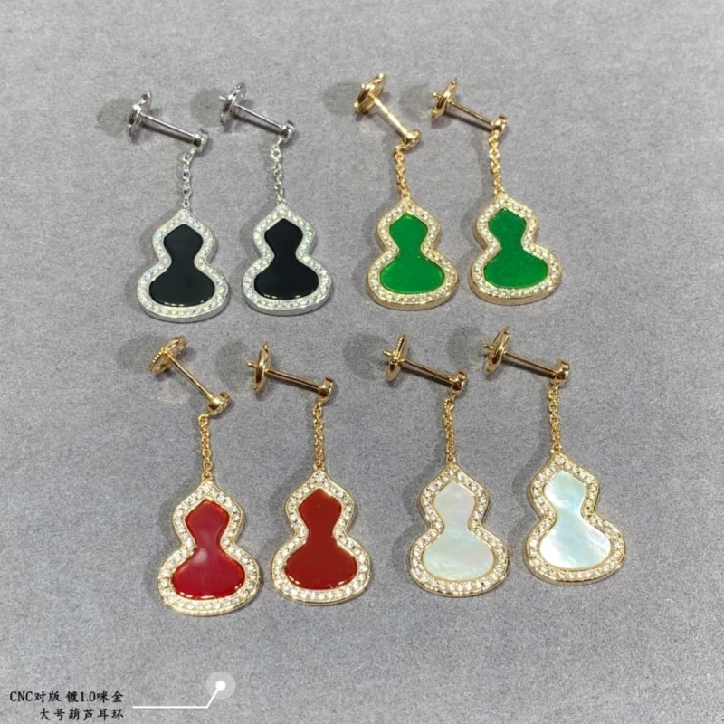 SmoothTexture Qeelin Earrings 207778