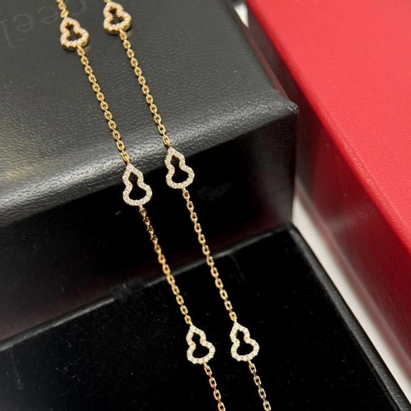 Qeelin Necklaces Fashionable 213897