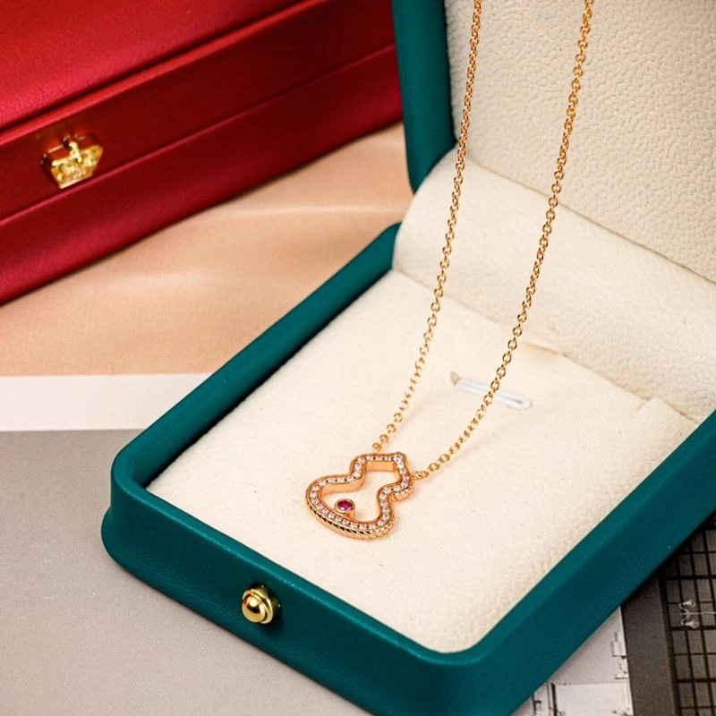 Comfortable Qeelin Necklaces 213385