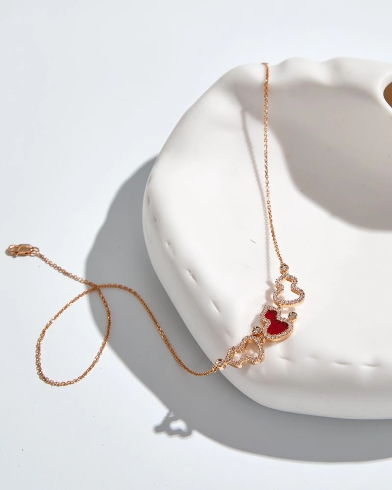 Qeelin Necklaces Minimalist 213387