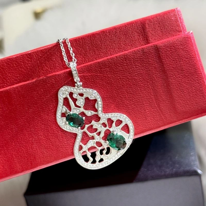 WellDesigned Qeelin Necklaces 213380