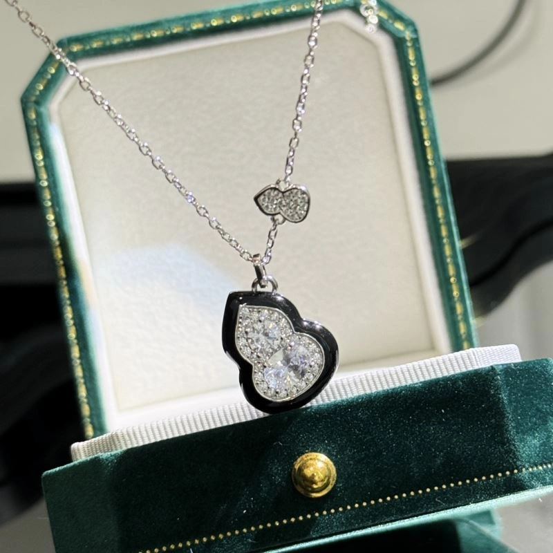 SoftTouch Qeelin Necklaces 213378
