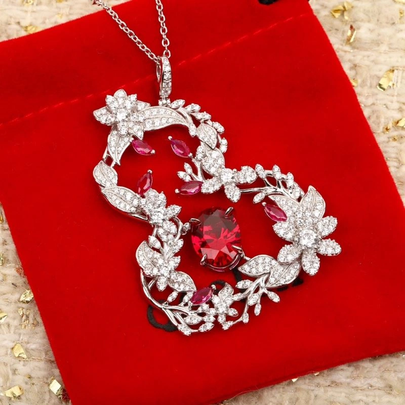 Qeelin Necklaces Practical 214119