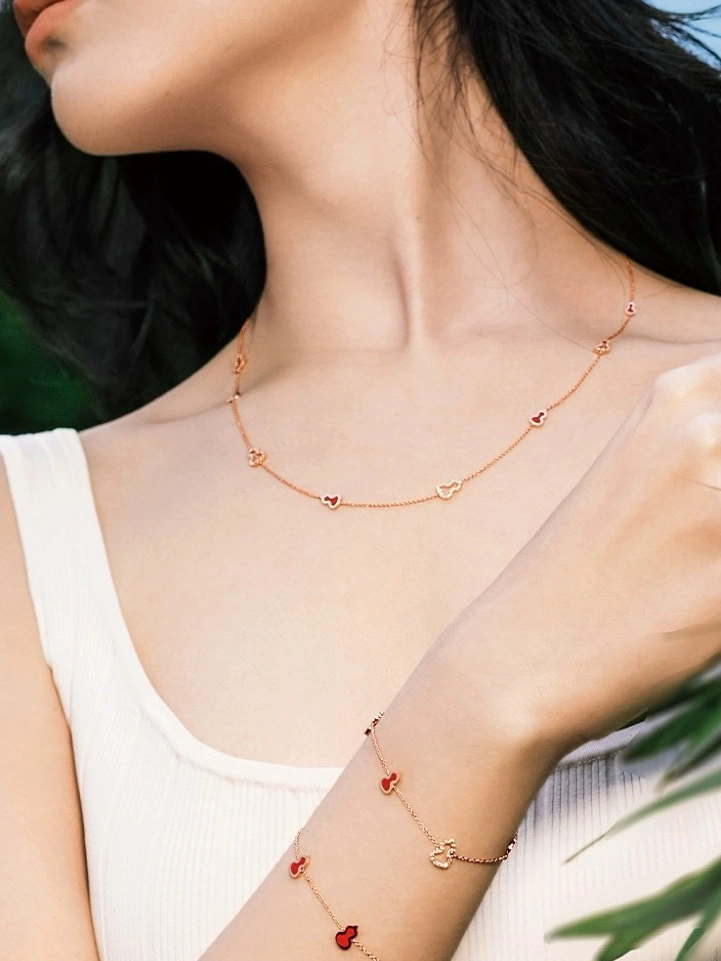 SmoothTexture Qeelin Necklaces 214140