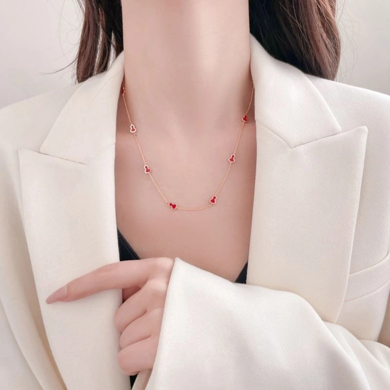 Vibrant Qeelin Necklaces 214124