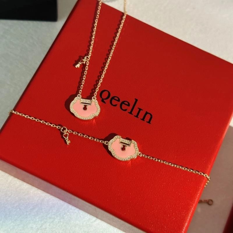 AllSeason Qeelin Necklaces 214144