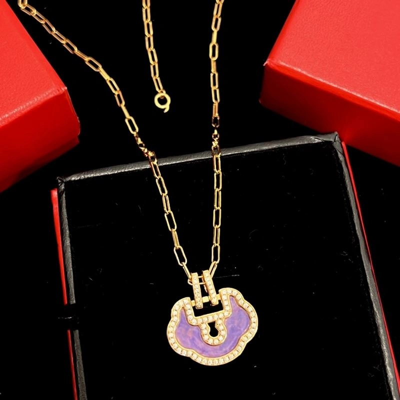 Bold Qeelin Necklaces 212832