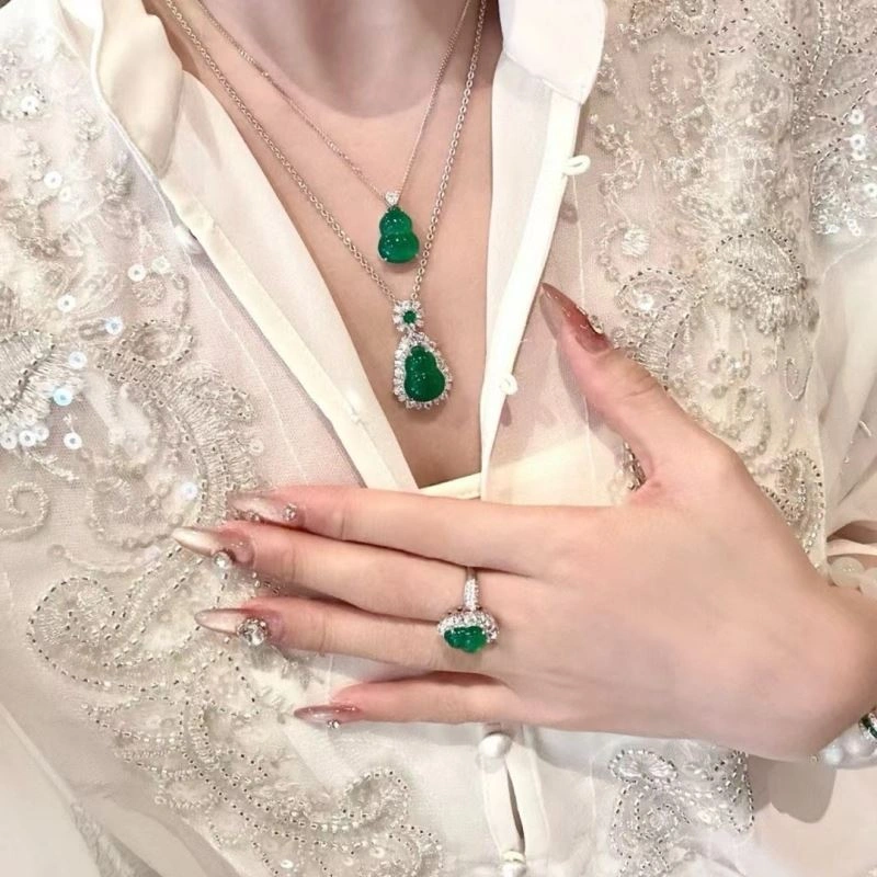 Qeelin Necklaces TimelessDesign 212837