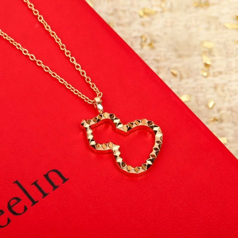 Refined Qeelin Necklaces 212835
