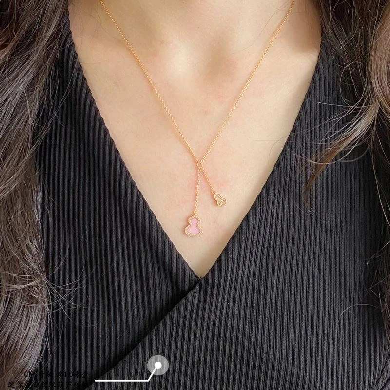 Qeelin Necklaces Youthful 212517
