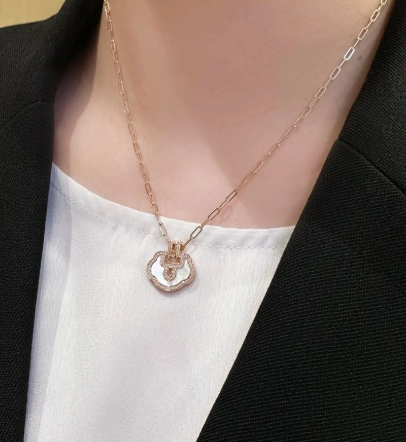 Popular Qeelin Necklaces 211712
