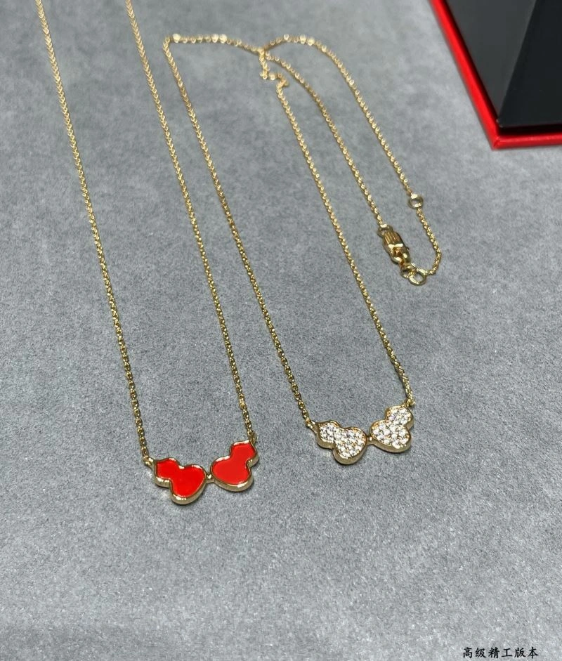 ModernLook Qeelin Necklaces 211703
