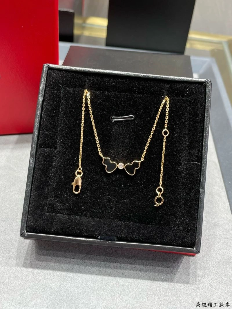 HighPerformance Qeelin Necklaces 211732
