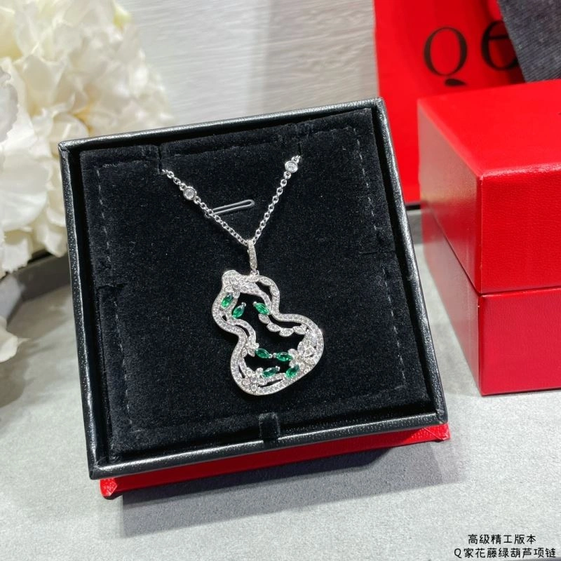 Reliable Qeelin Necklaces 211694