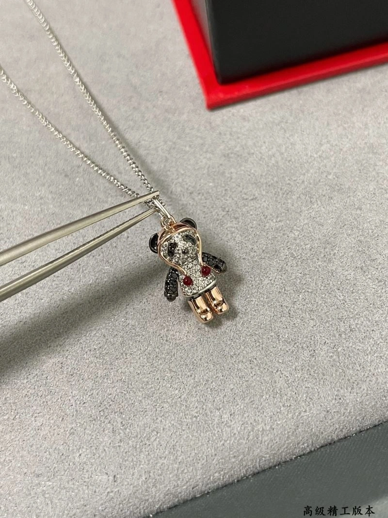 Bold Qeelin Necklaces 211686