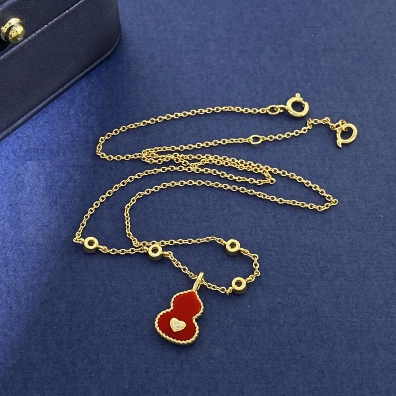 Qeelin Necklaces FashionForward 211687