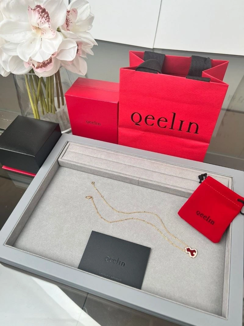 Qeelin Necklaces Soft 211674