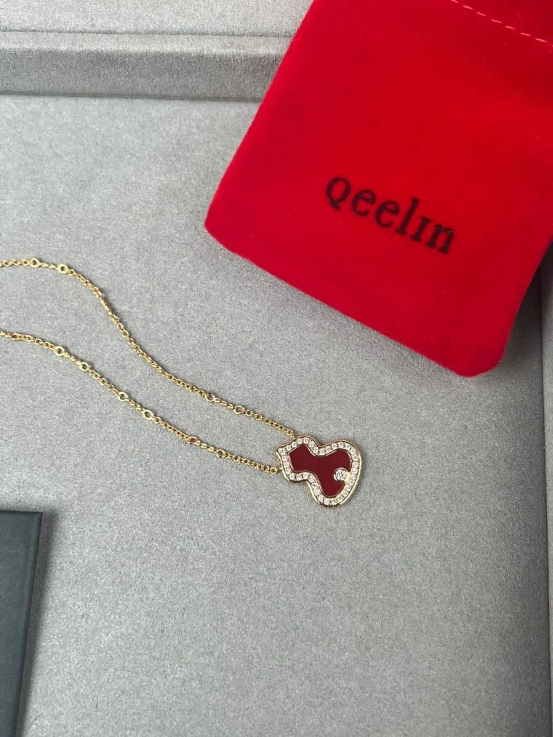 Qeelin Necklaces Soft 211674