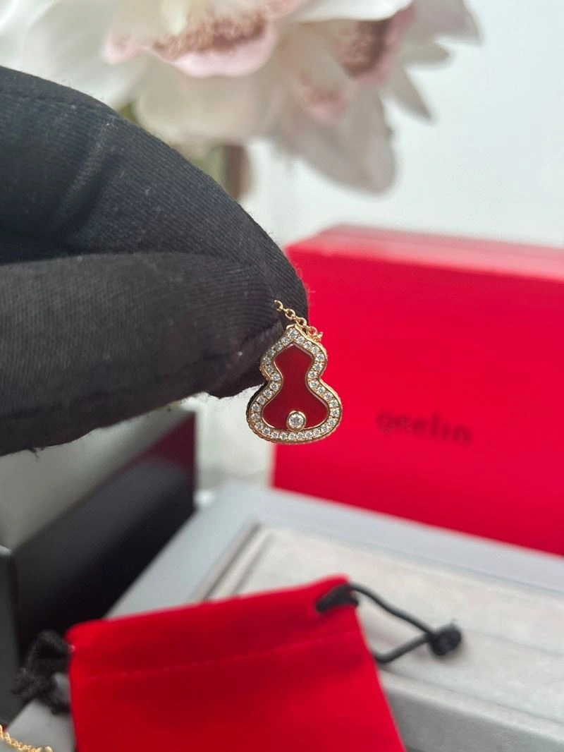 Qeelin Necklaces Soft 211674