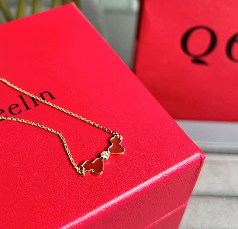 Qeelin Necklaces UrbanStyle 211671