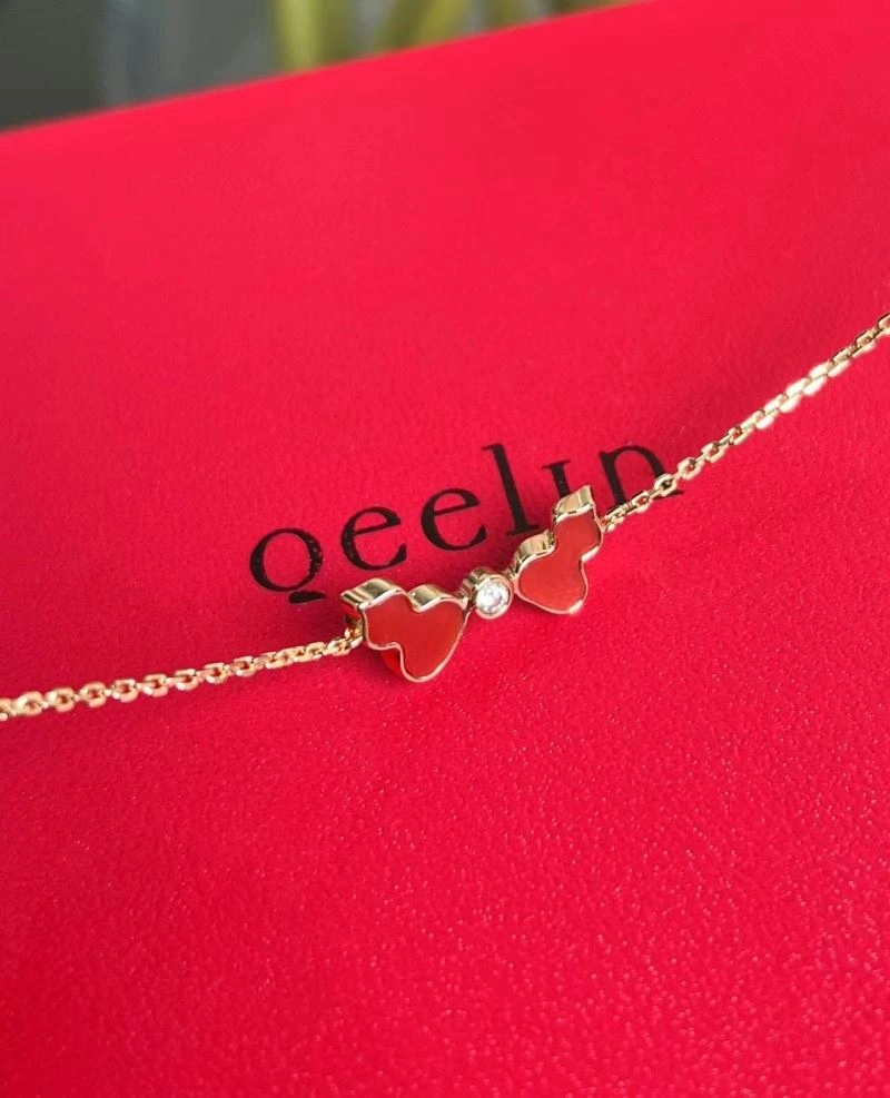 Qeelin Necklaces UrbanStyle 211671