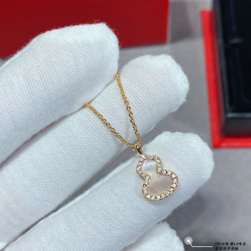 WellDesigned Qeelin Necklaces 211088