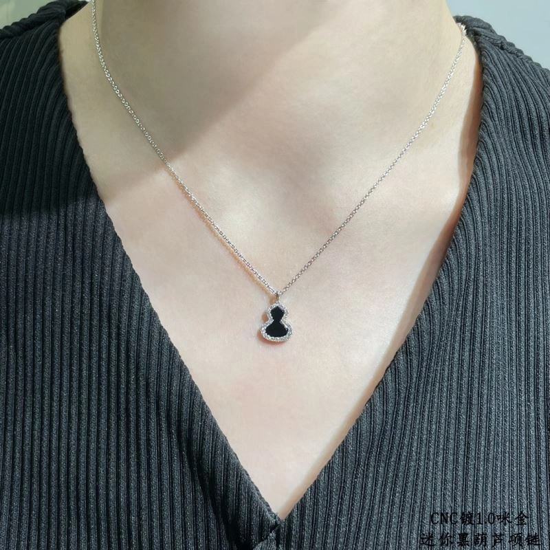 Qeelin Necklaces Elegant 211097