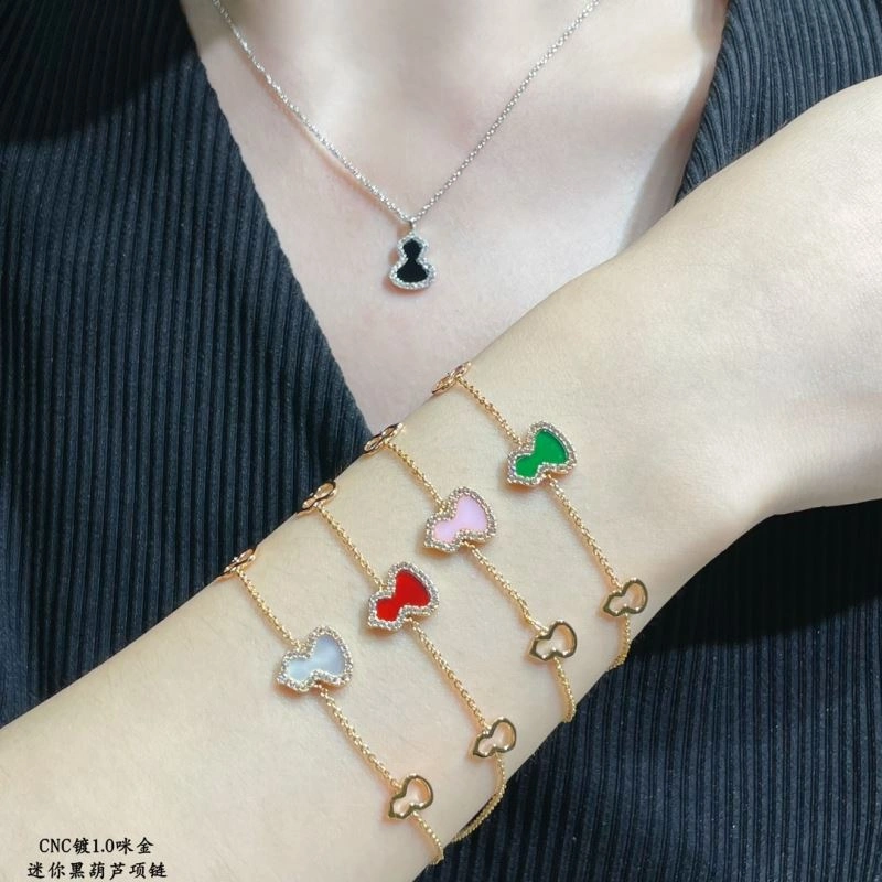 Qeelin Necklaces Elegant 211097