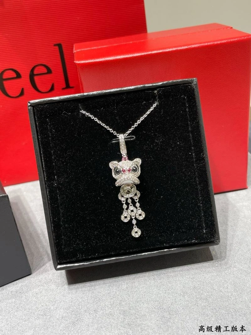 Qeelin Necklaces Versatile 211077