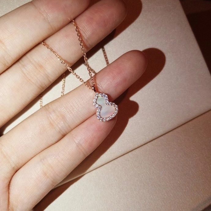 Qeelin Necklaces Upgraded 211067