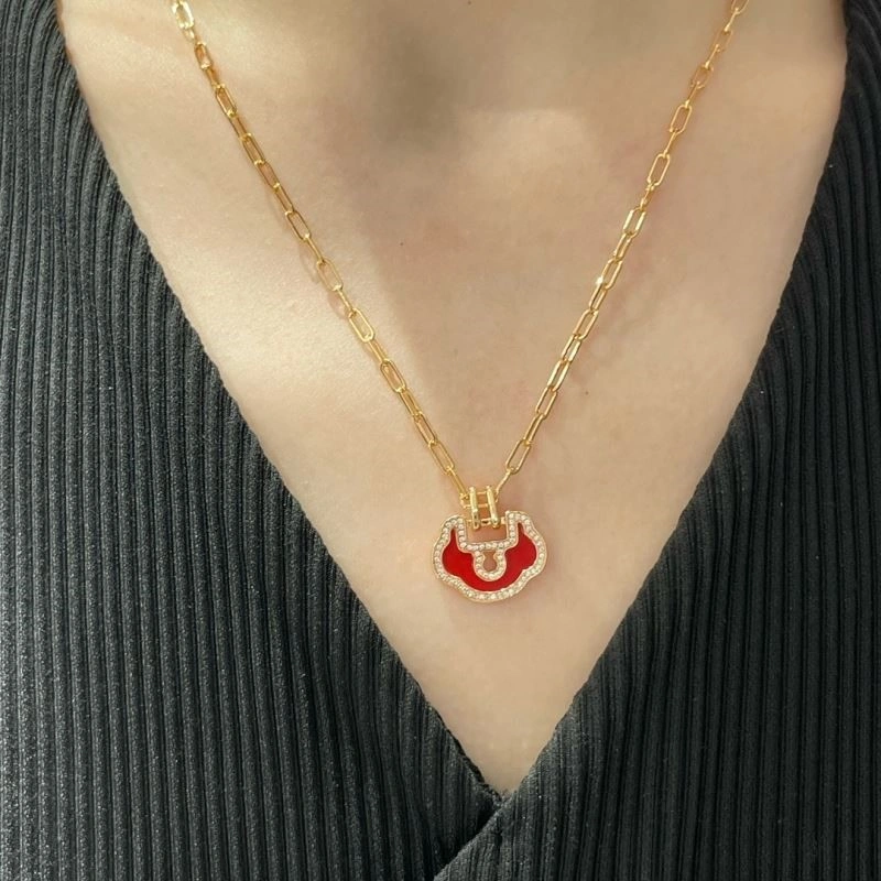 SmoothTexture Qeelin Necklaces 210388