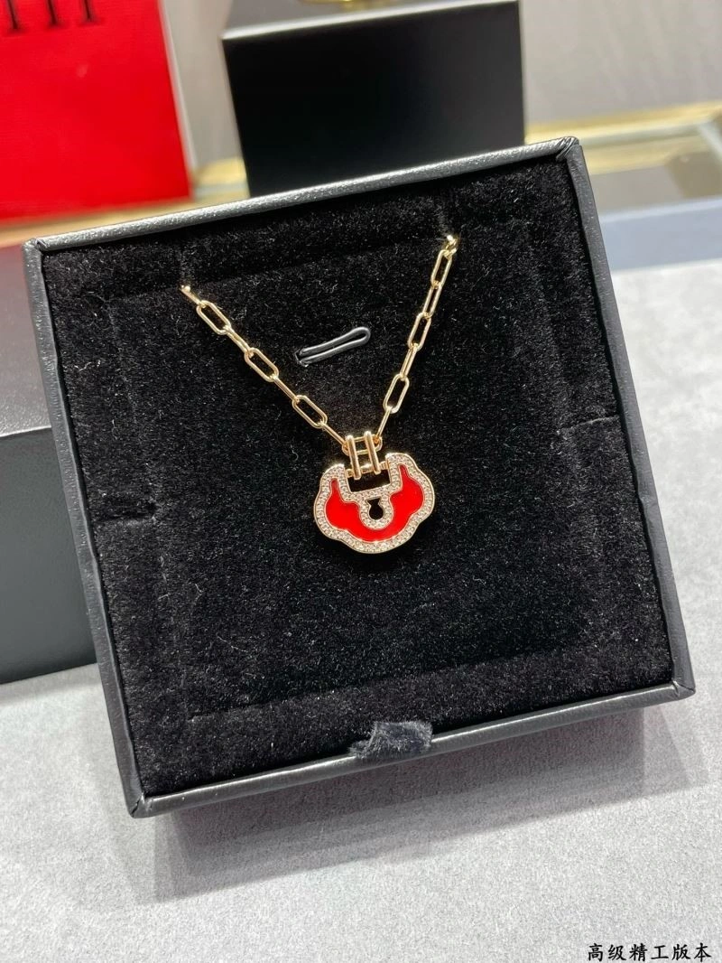 SmoothTexture Qeelin Necklaces 210388