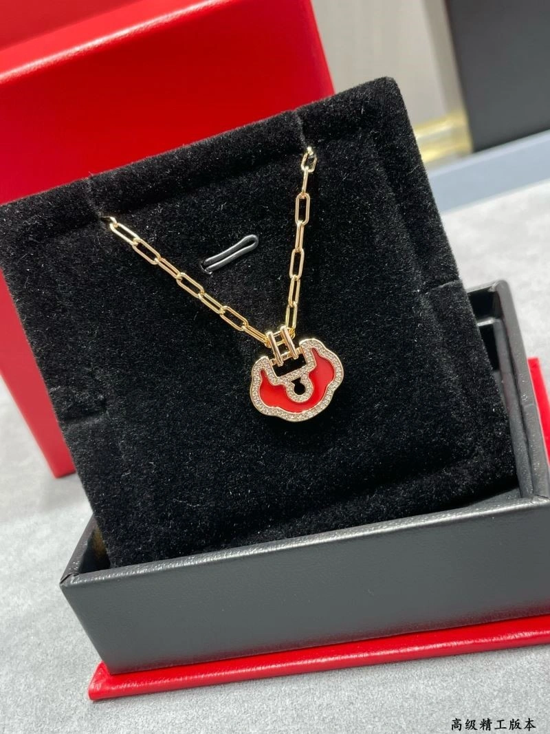 SmoothTexture Qeelin Necklaces 210388