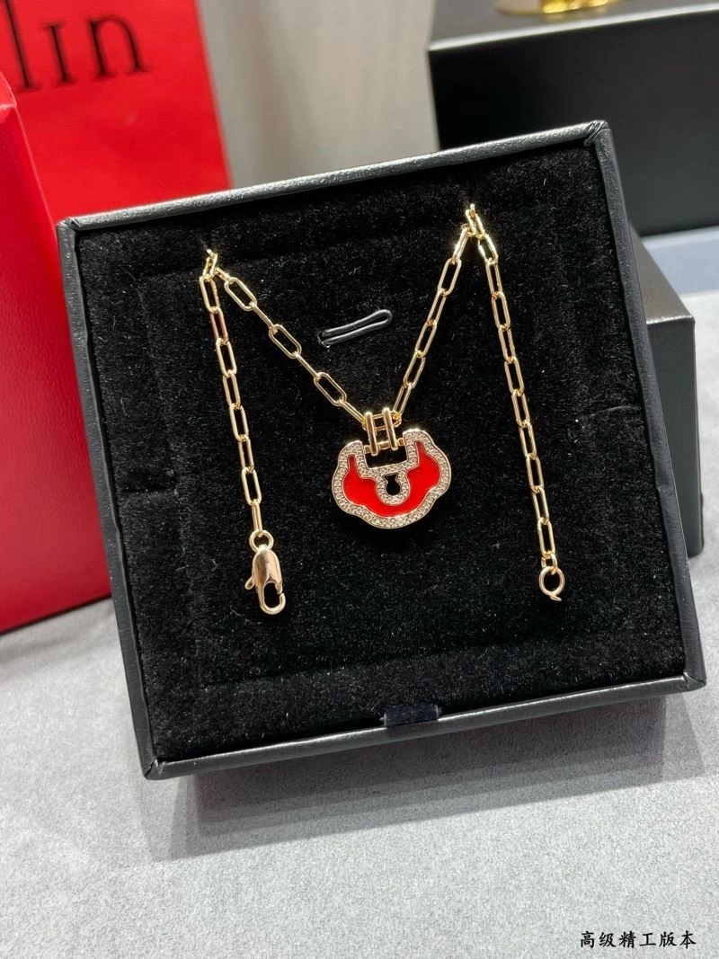 SmoothTexture Qeelin Necklaces 210388