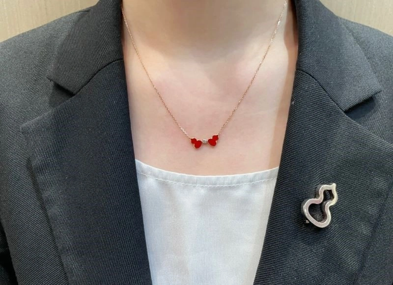 GoodFit Qeelin Necklaces 210370