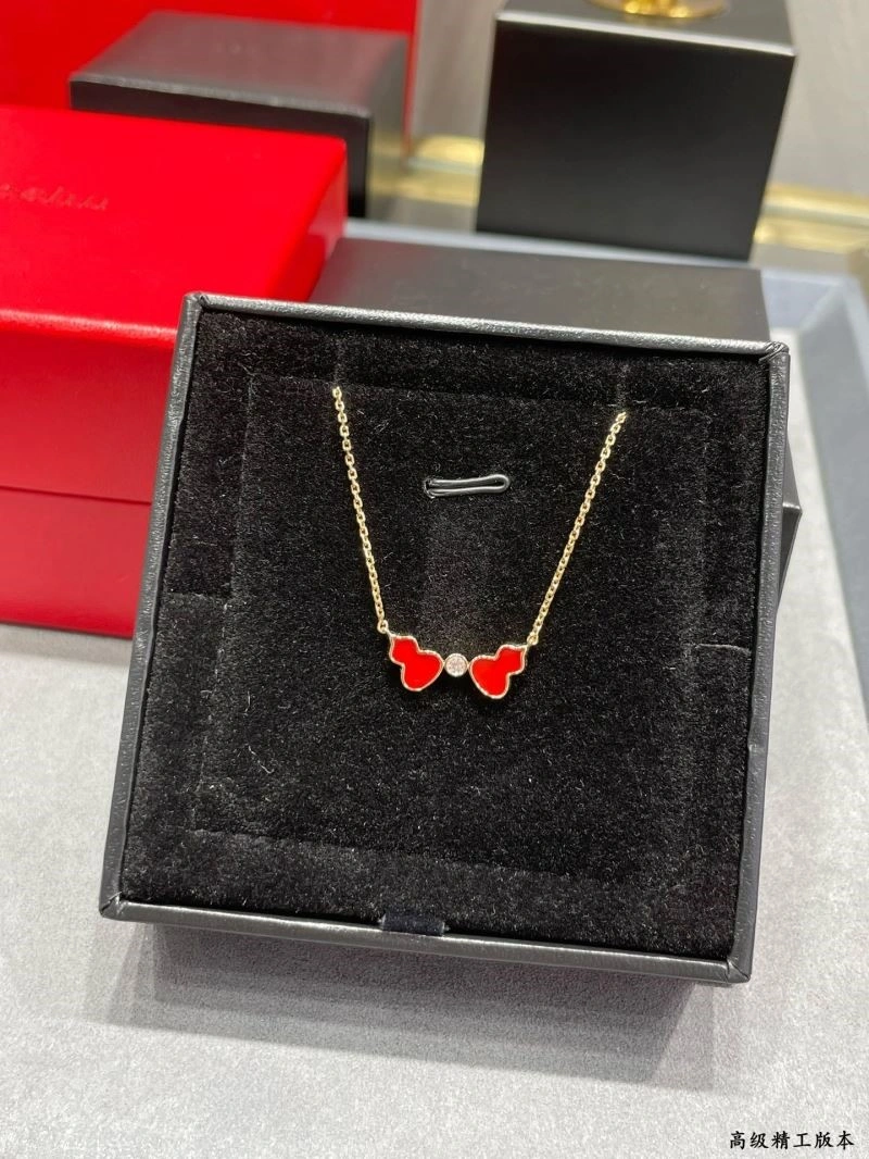 GoodFit Qeelin Necklaces 210370