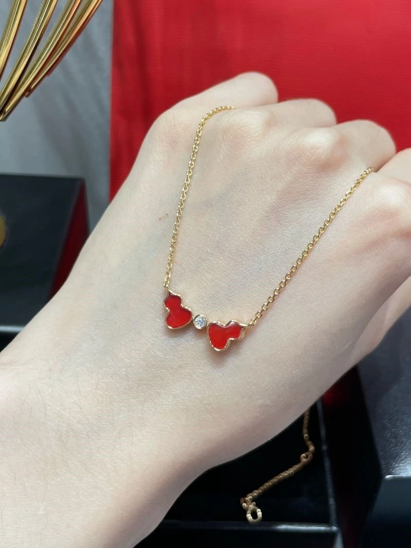 GoodFit Qeelin Necklaces 210370