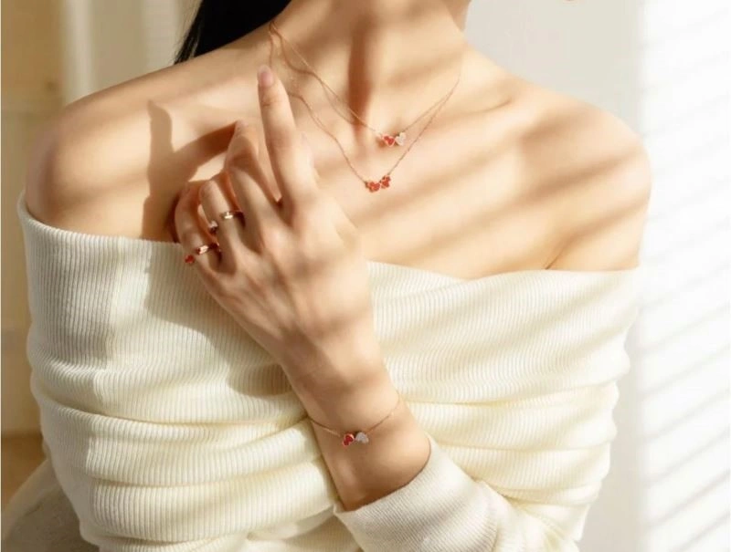 Qeelin Necklaces Attractive 210371
