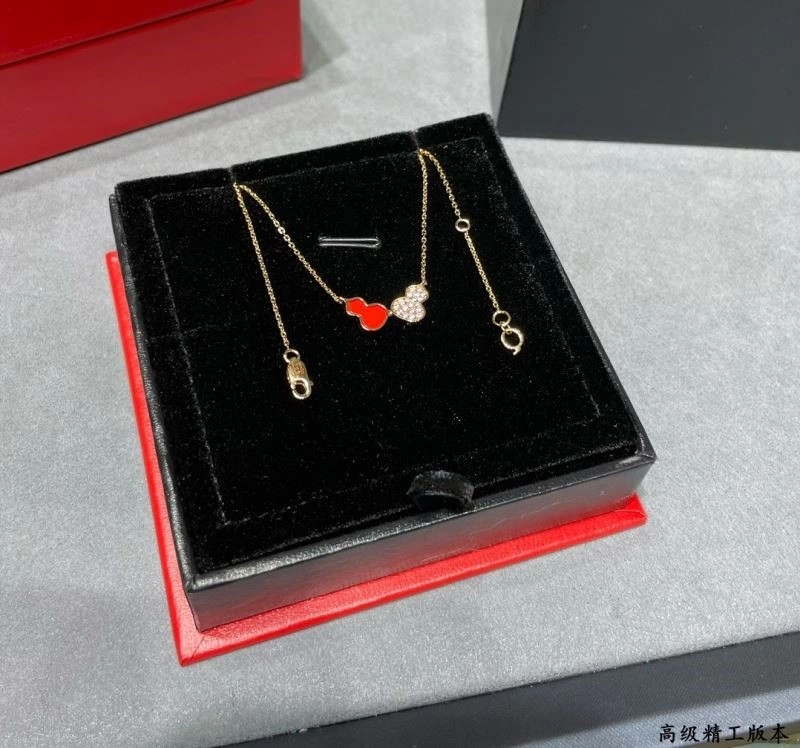 HighPerformance Qeelin Necklaces 210368