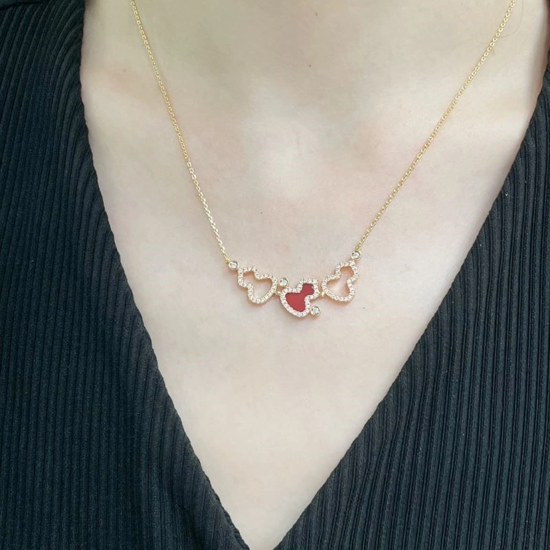 Cozy Qeelin Necklaces 210357