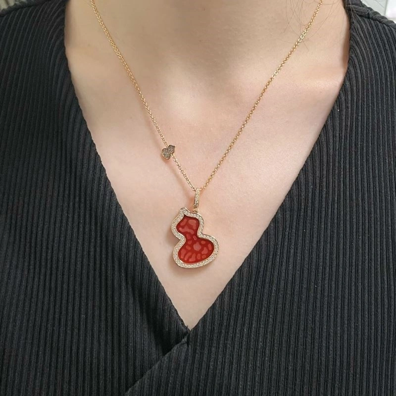 QuickDry Qeelin Necklaces 210365