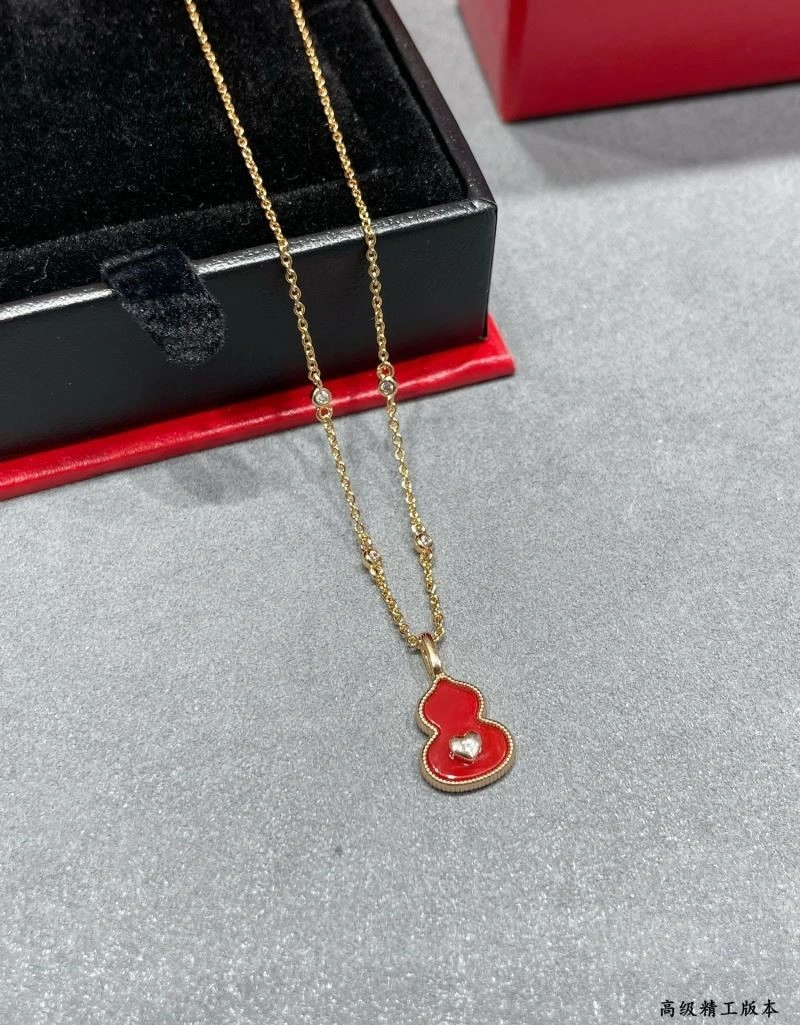 SportInspired Qeelin Necklaces 210378