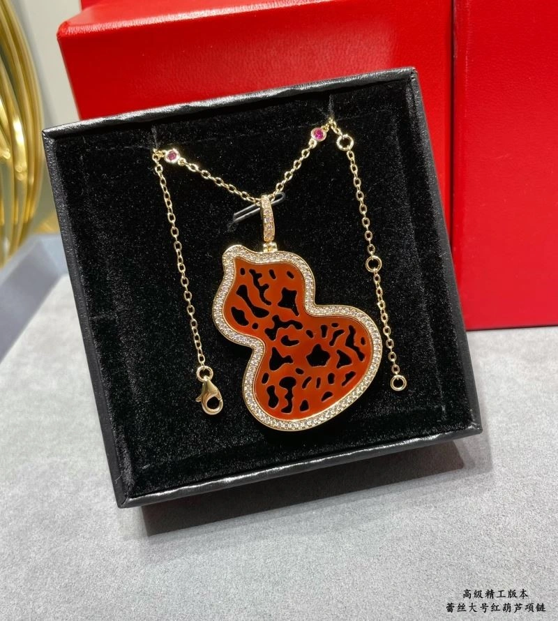 MultiPurpose Qeelin Necklaces 210359