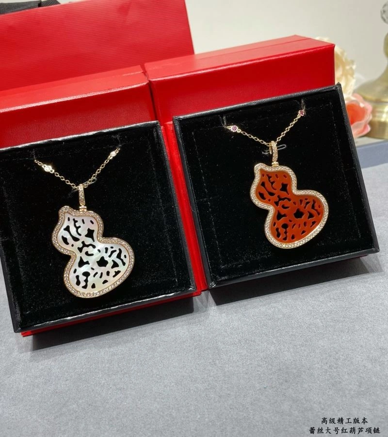 MultiPurpose Qeelin Necklaces 210359