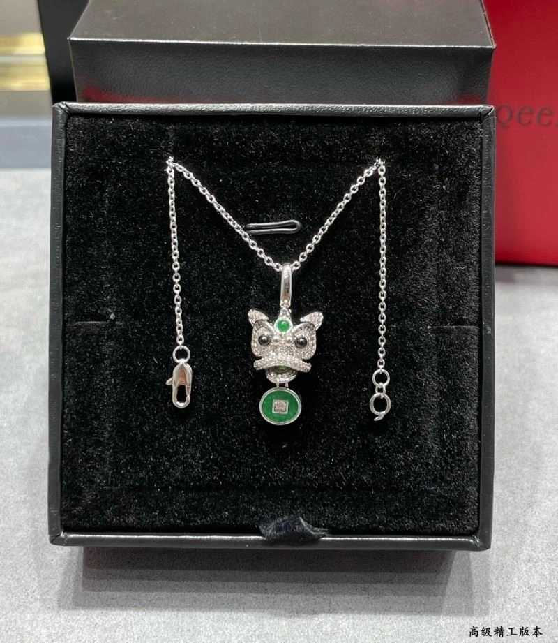 Qeelin Necklaces WaterResistant 210352