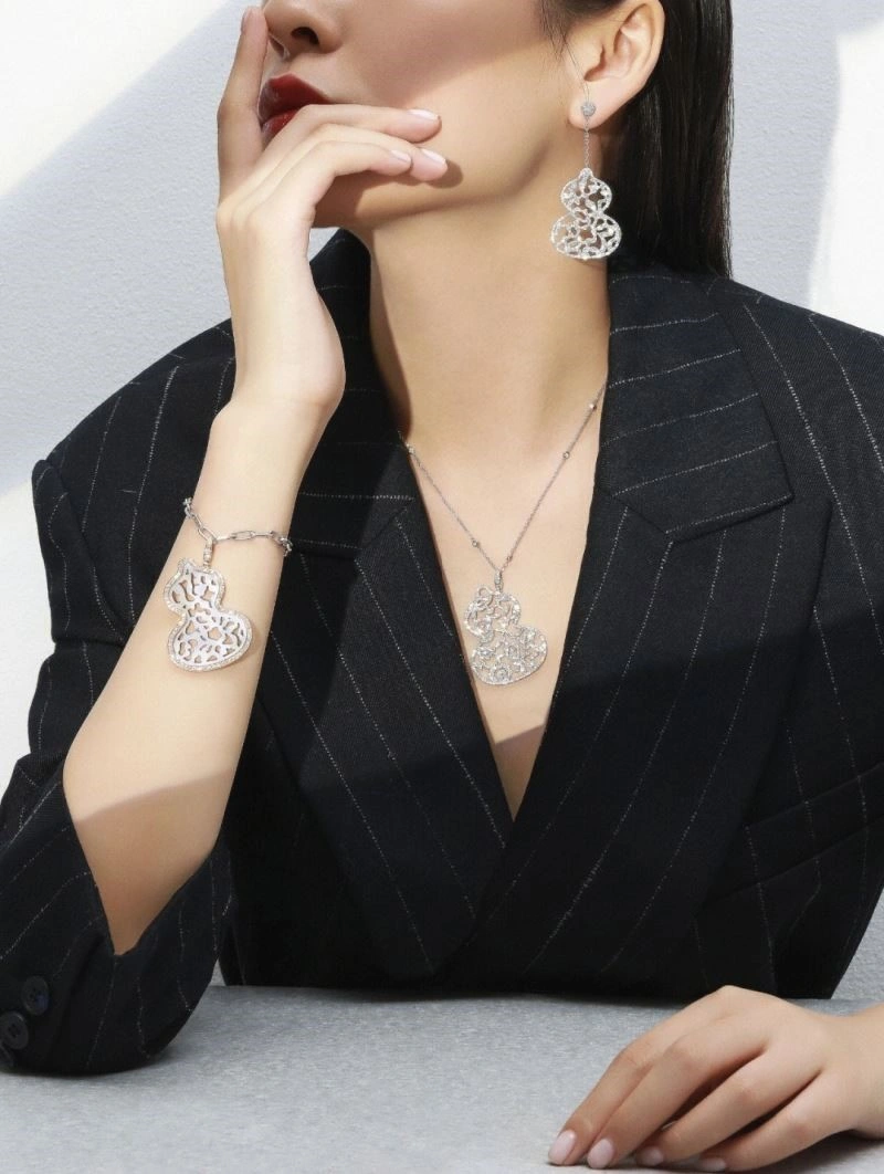 Popular Qeelin Necklaces 210345