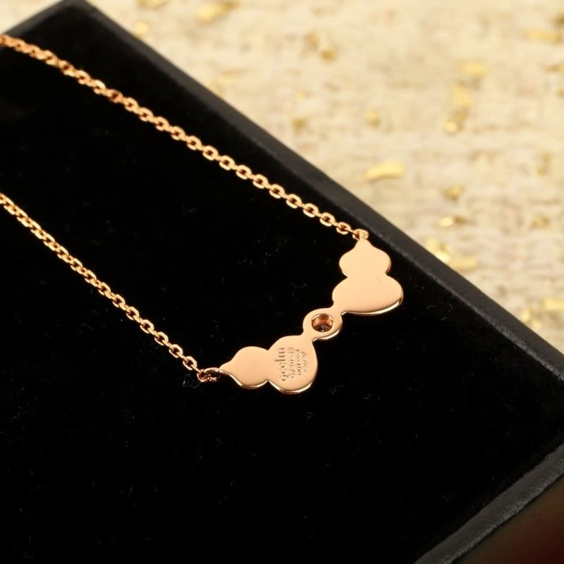 Seasonal Qeelin Necklaces 210344