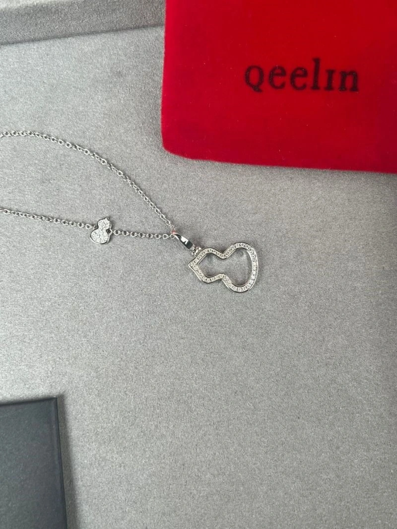 SmoothTexture Qeelin Necklaces 209101