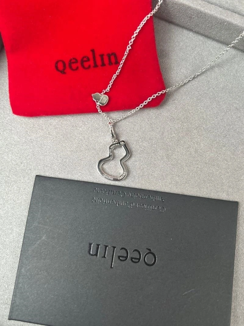 SmoothTexture Qeelin Necklaces 209101