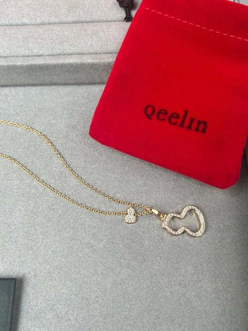 Qeelin Necklaces Cozy 209100